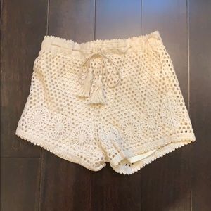 cream colored lace shorts